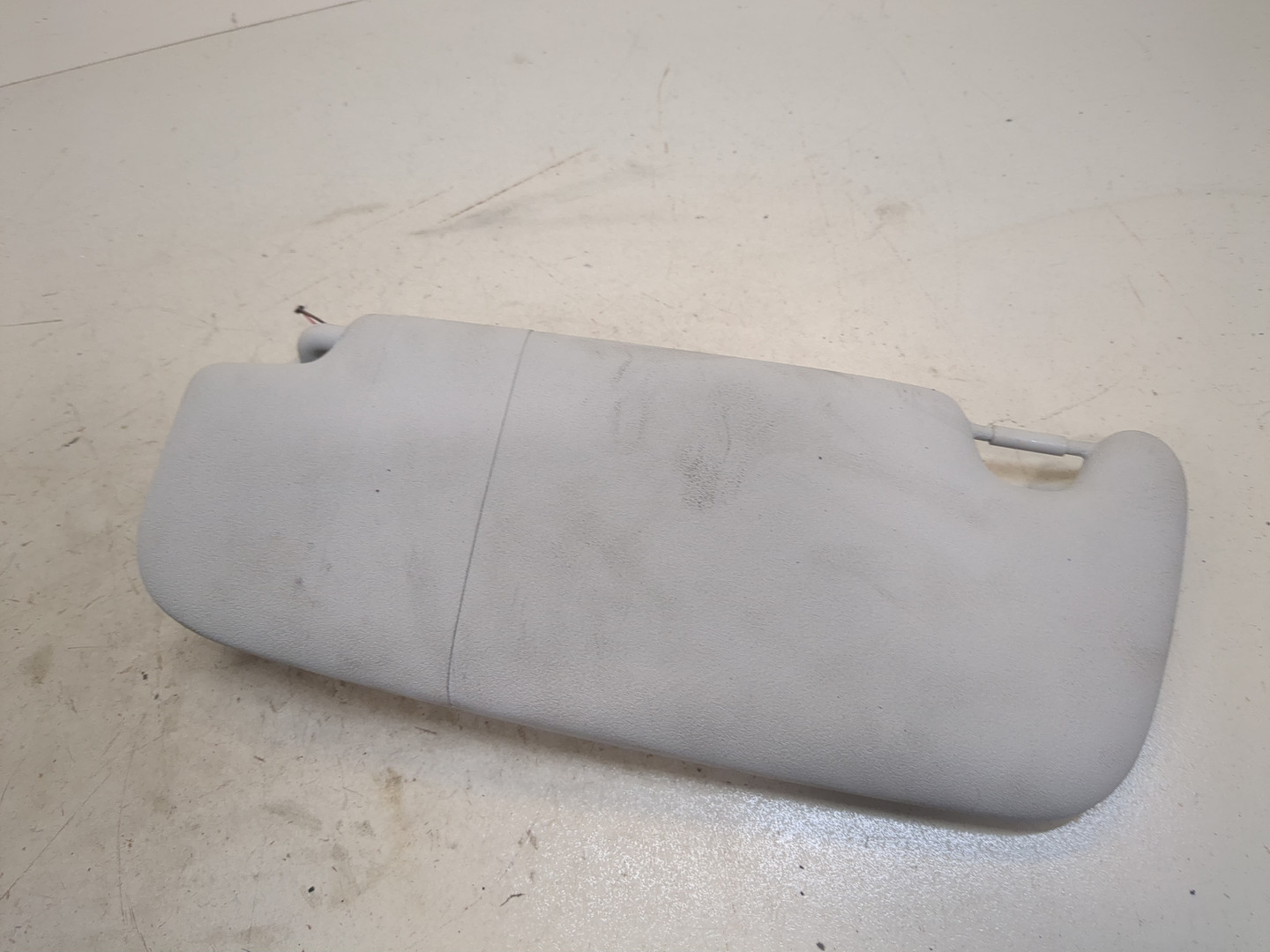 Козырек солнцезащитный