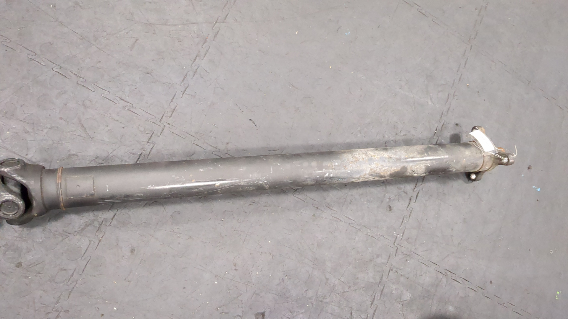 Вал карданный задний