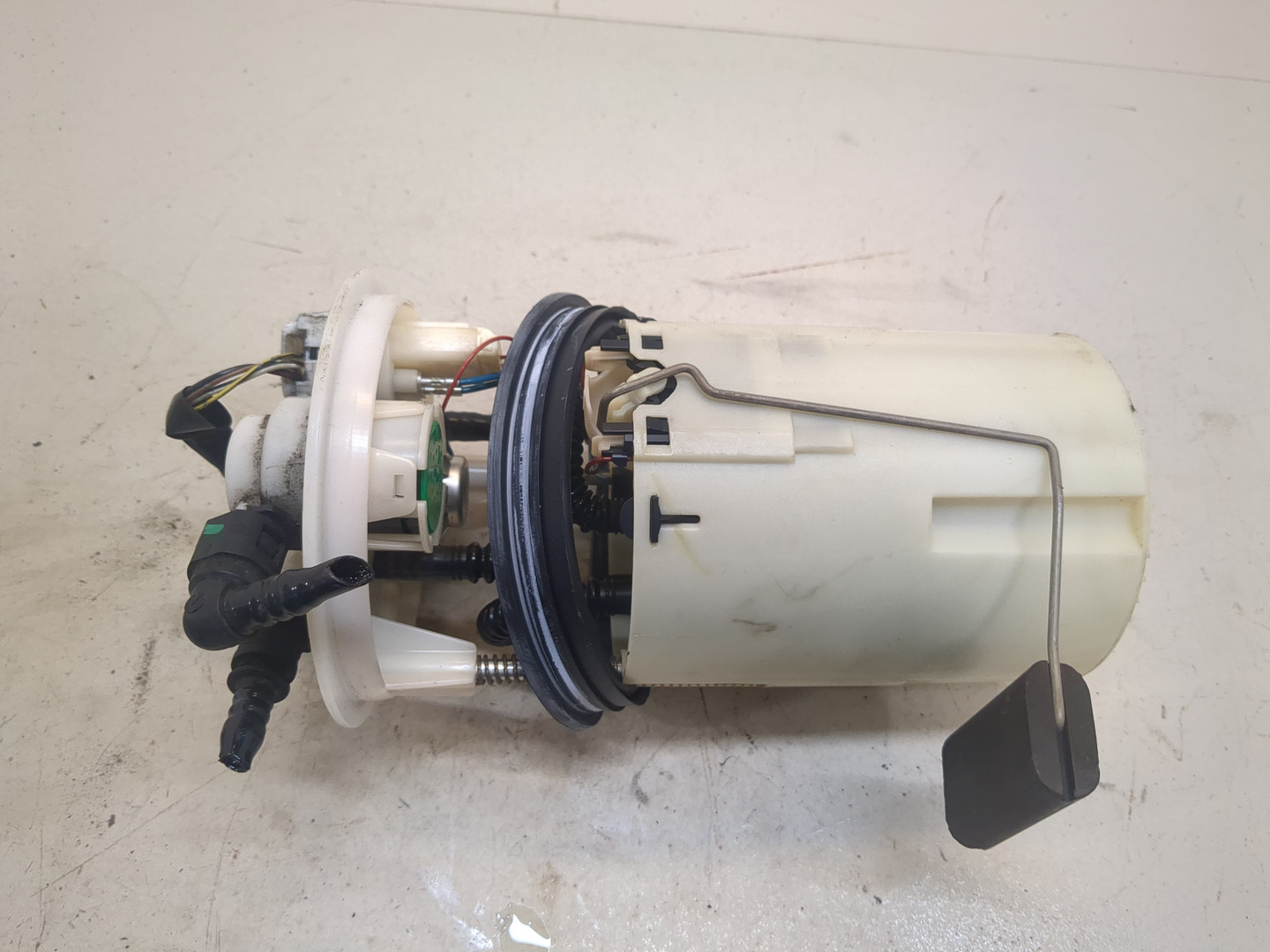 Насос топливный электрический