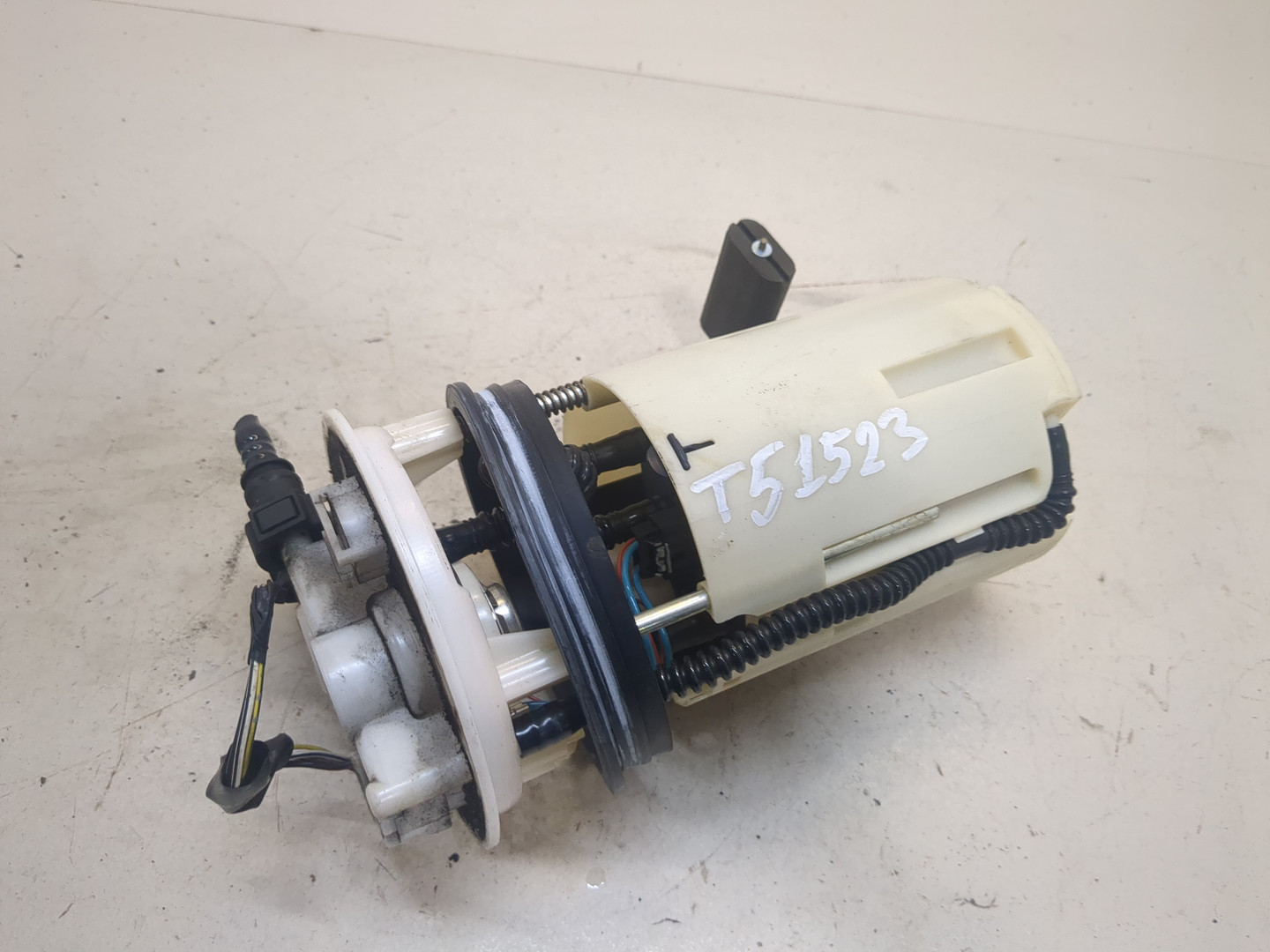 Насос топливный электрический