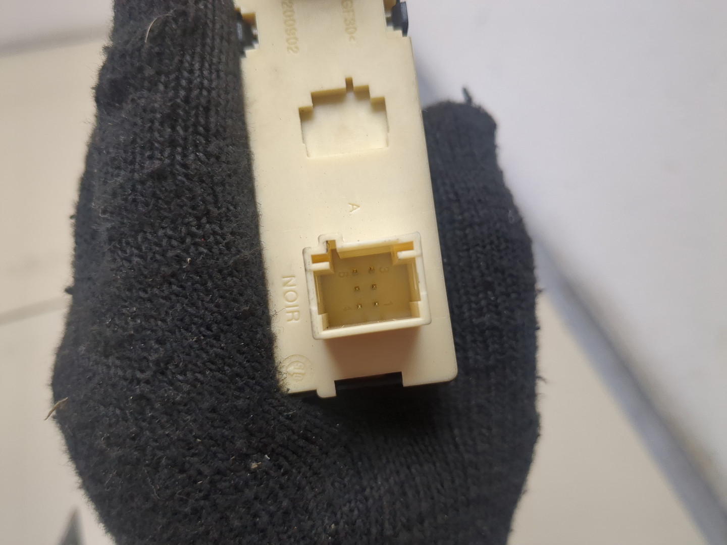 Стеклоподъемник электр. передний правый