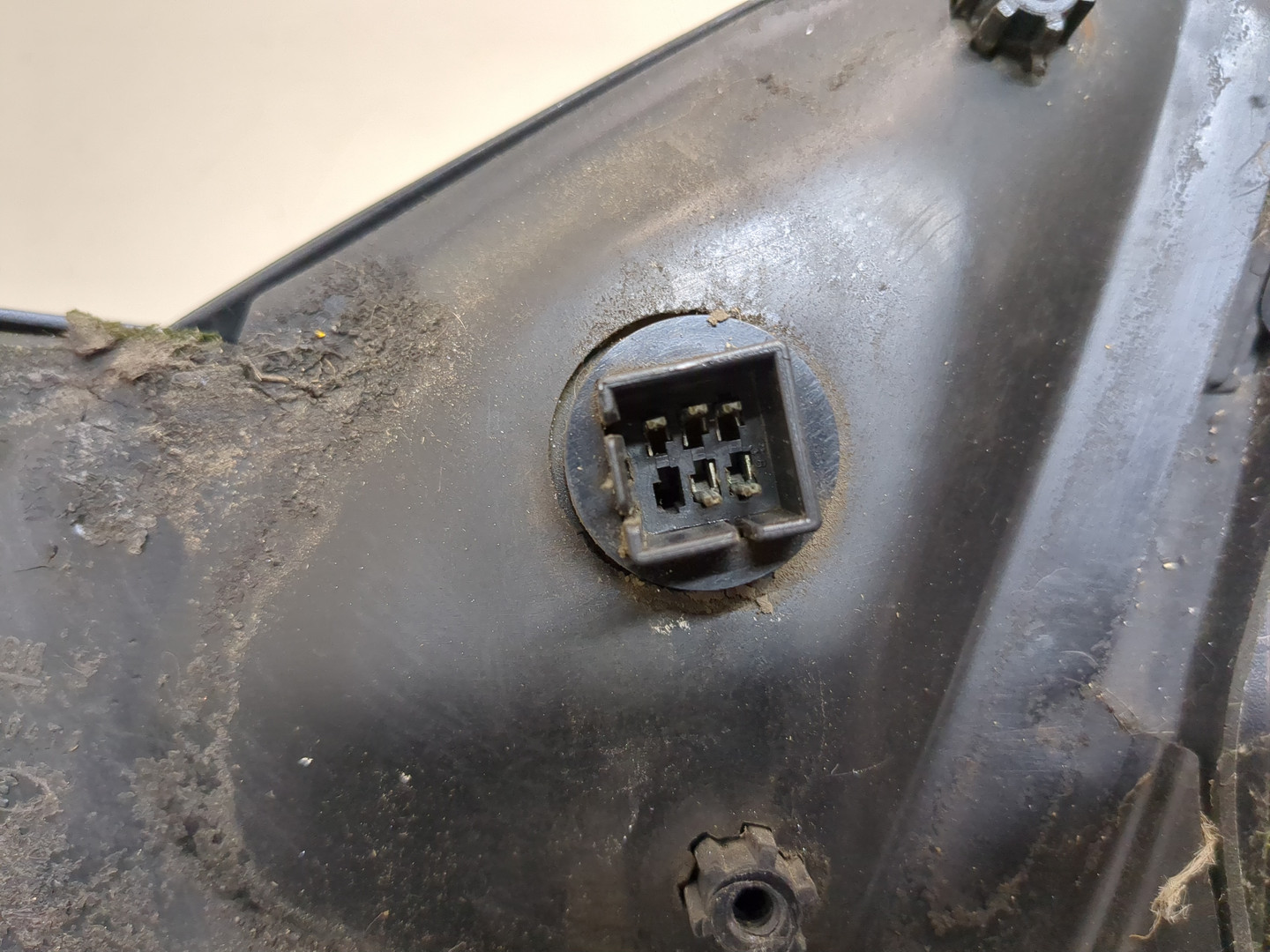 Зеркало правое электрическое