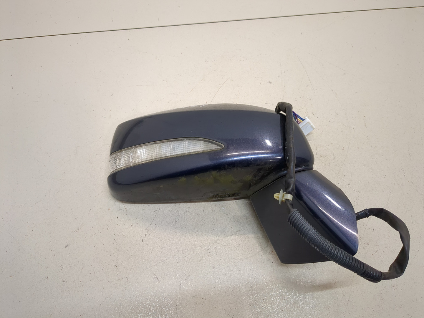 Зеркало правое электрическое