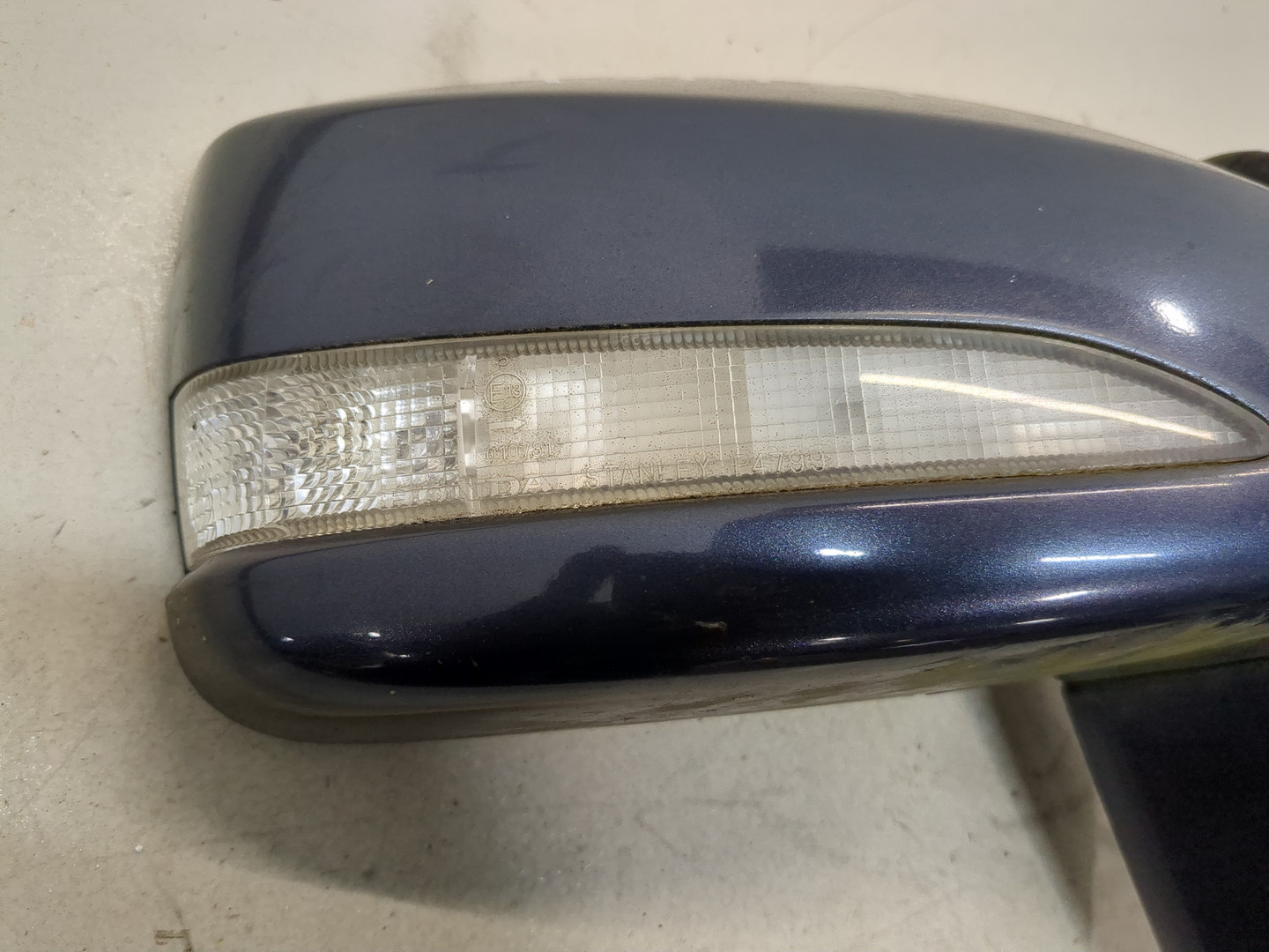 Зеркало правое электрическое