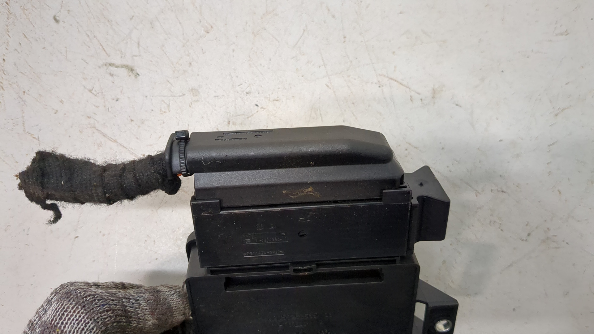 Блок управления парковочным тормозом