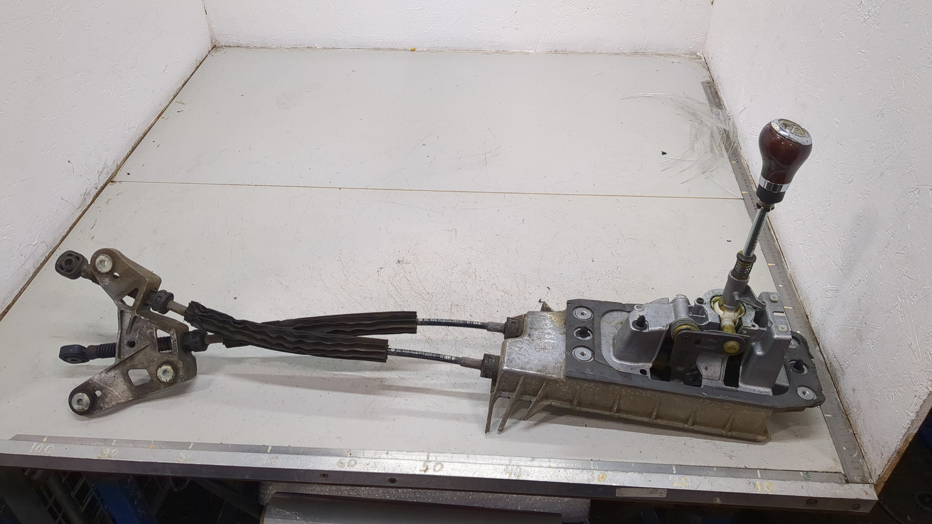 Кулиса МКПП / АКПП