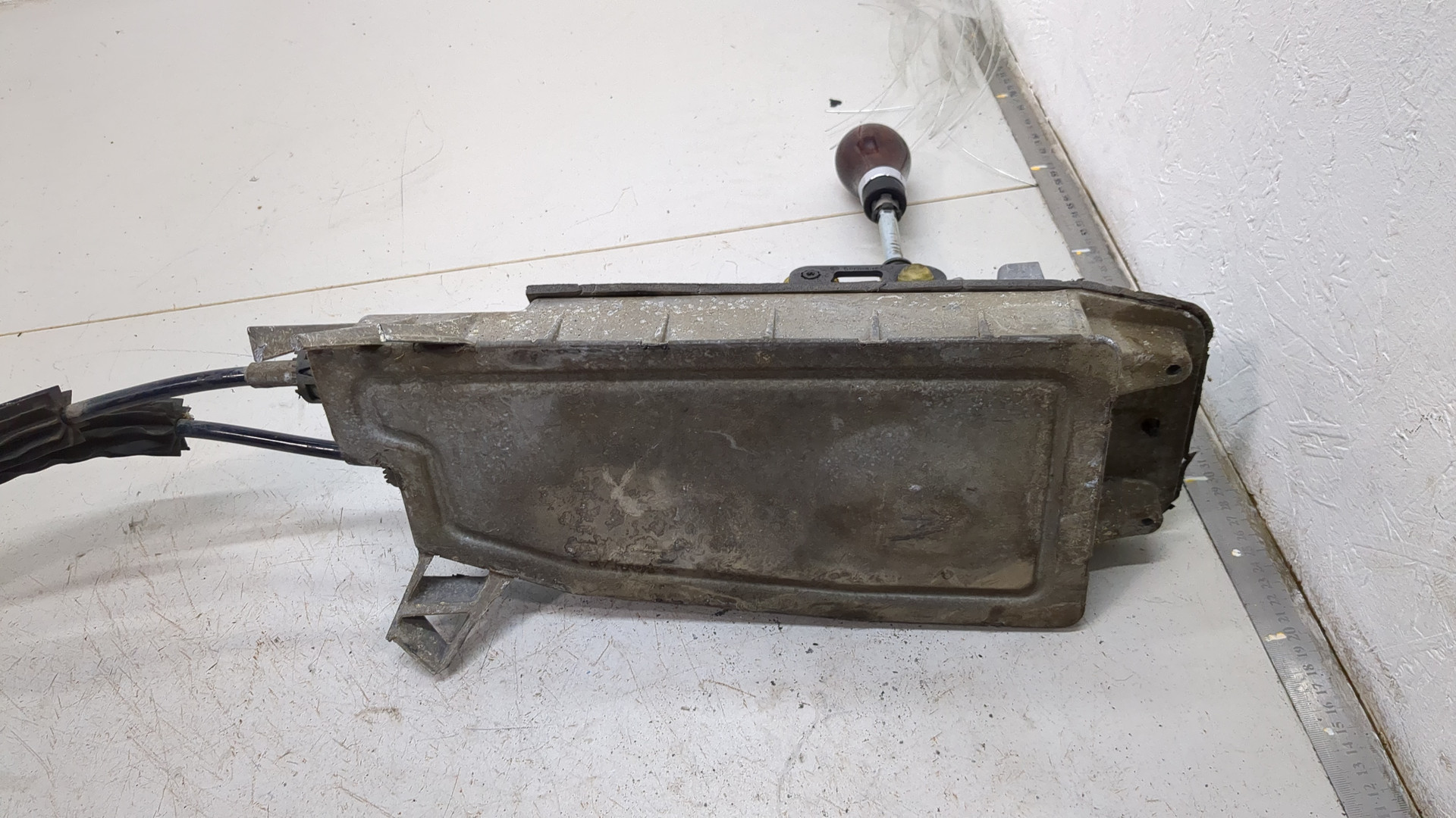 Кулиса МКПП / АКПП