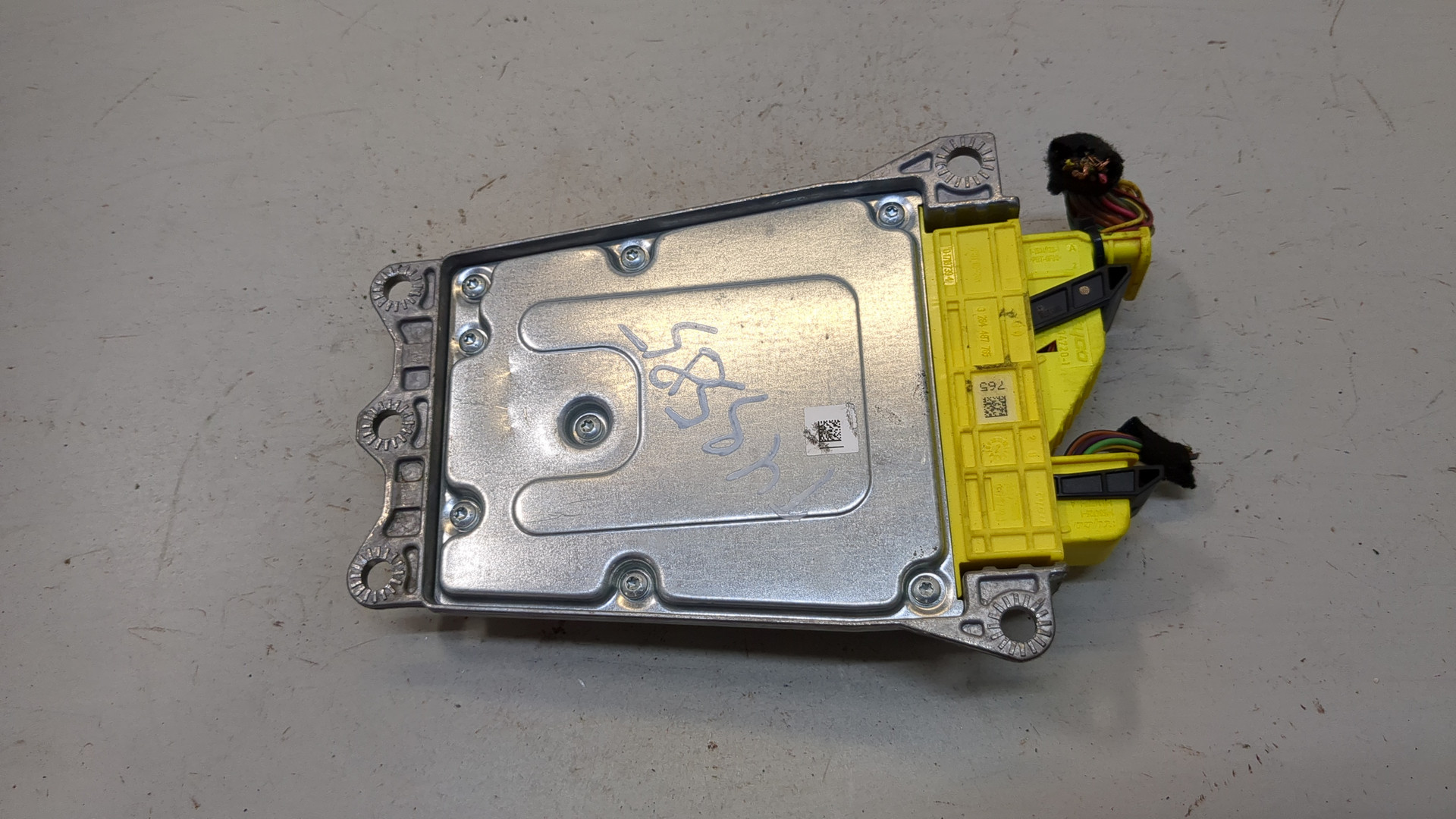 Блок управления подушек безопасности (AIR BAG)