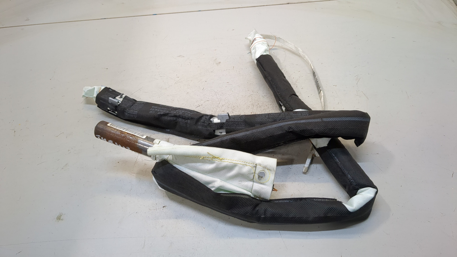 Подушка безопасности боковая (шторка)