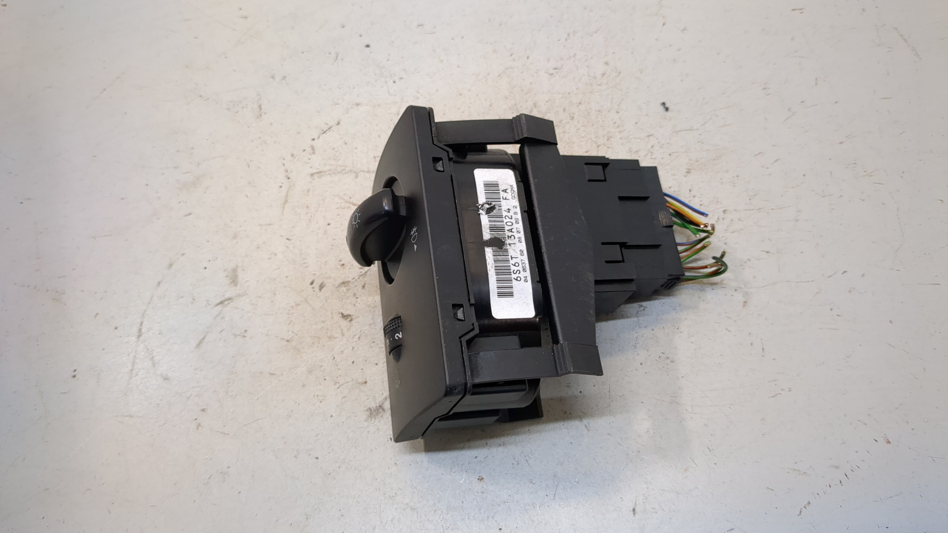 Переключатель света фар