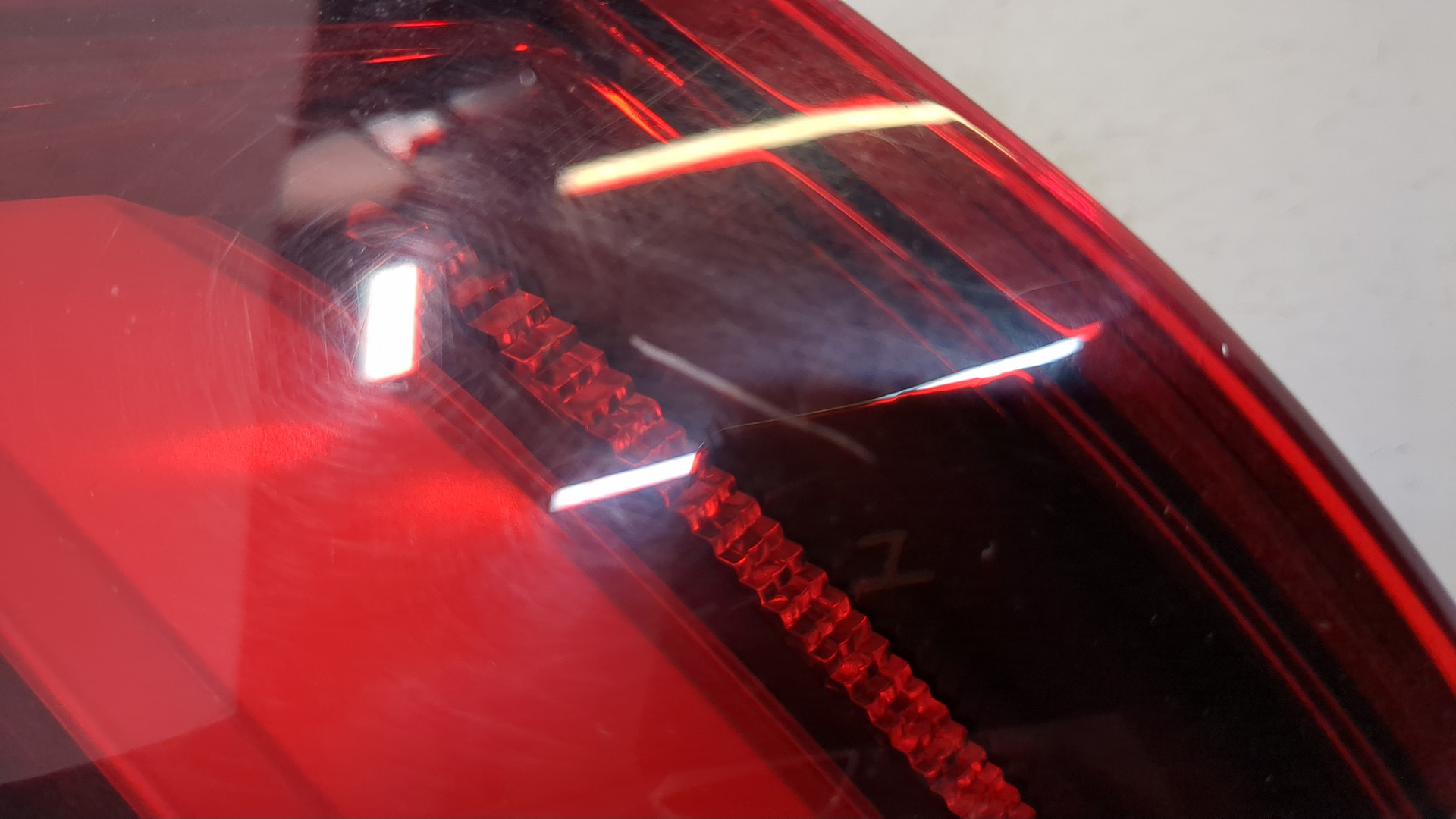 Фонарь задний левый