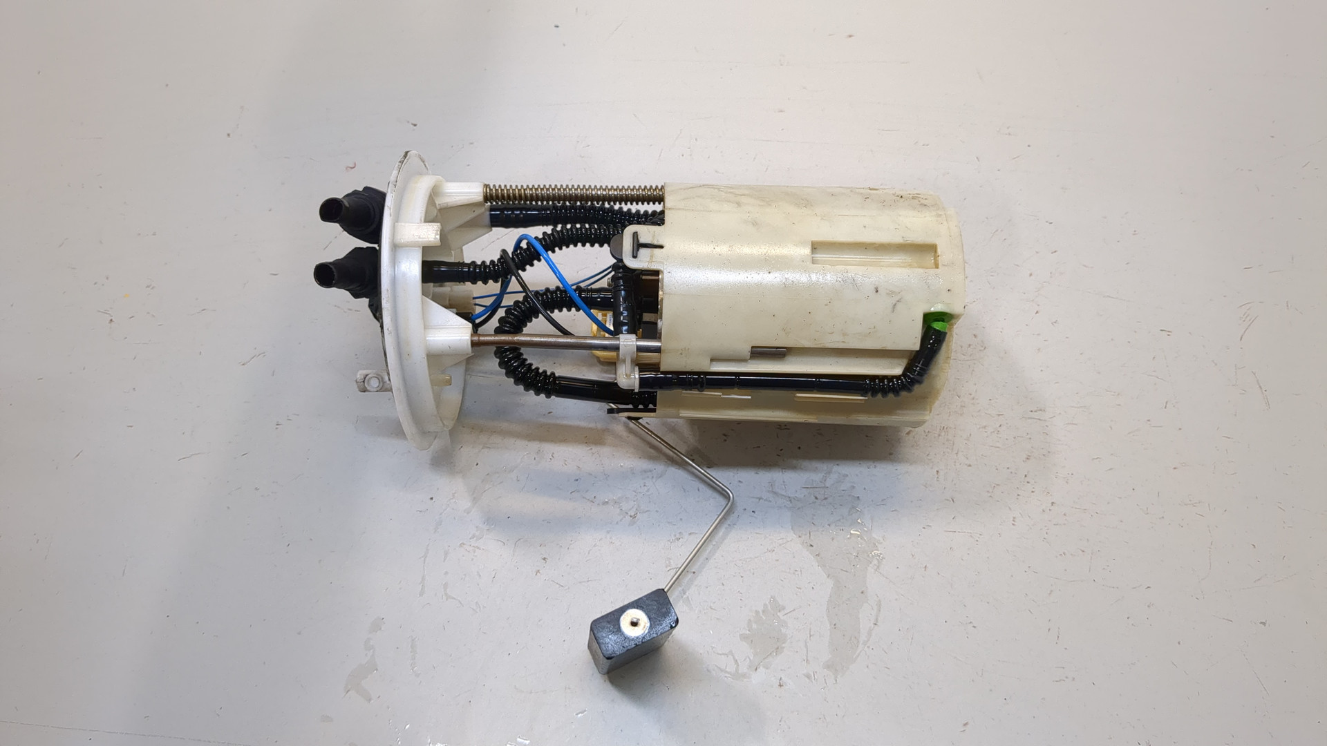 Насос топливный электрический