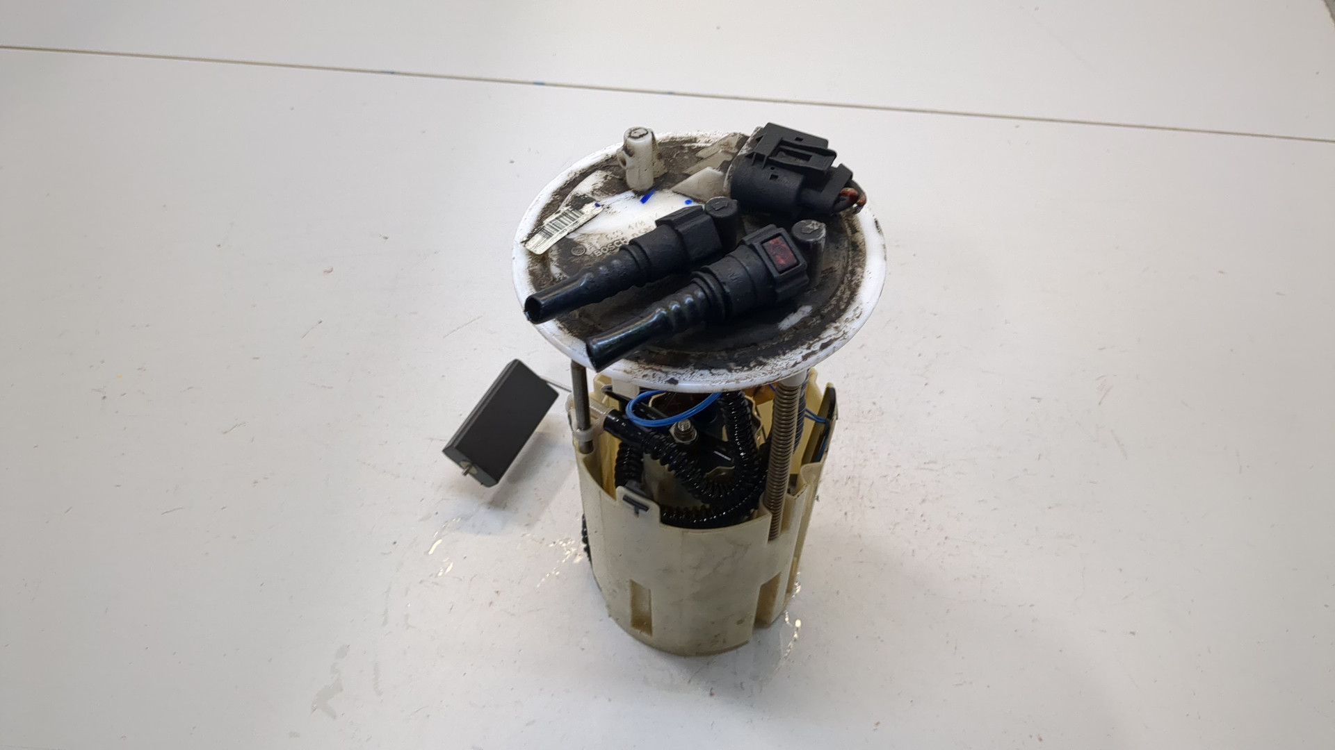 Насос топливный электрический