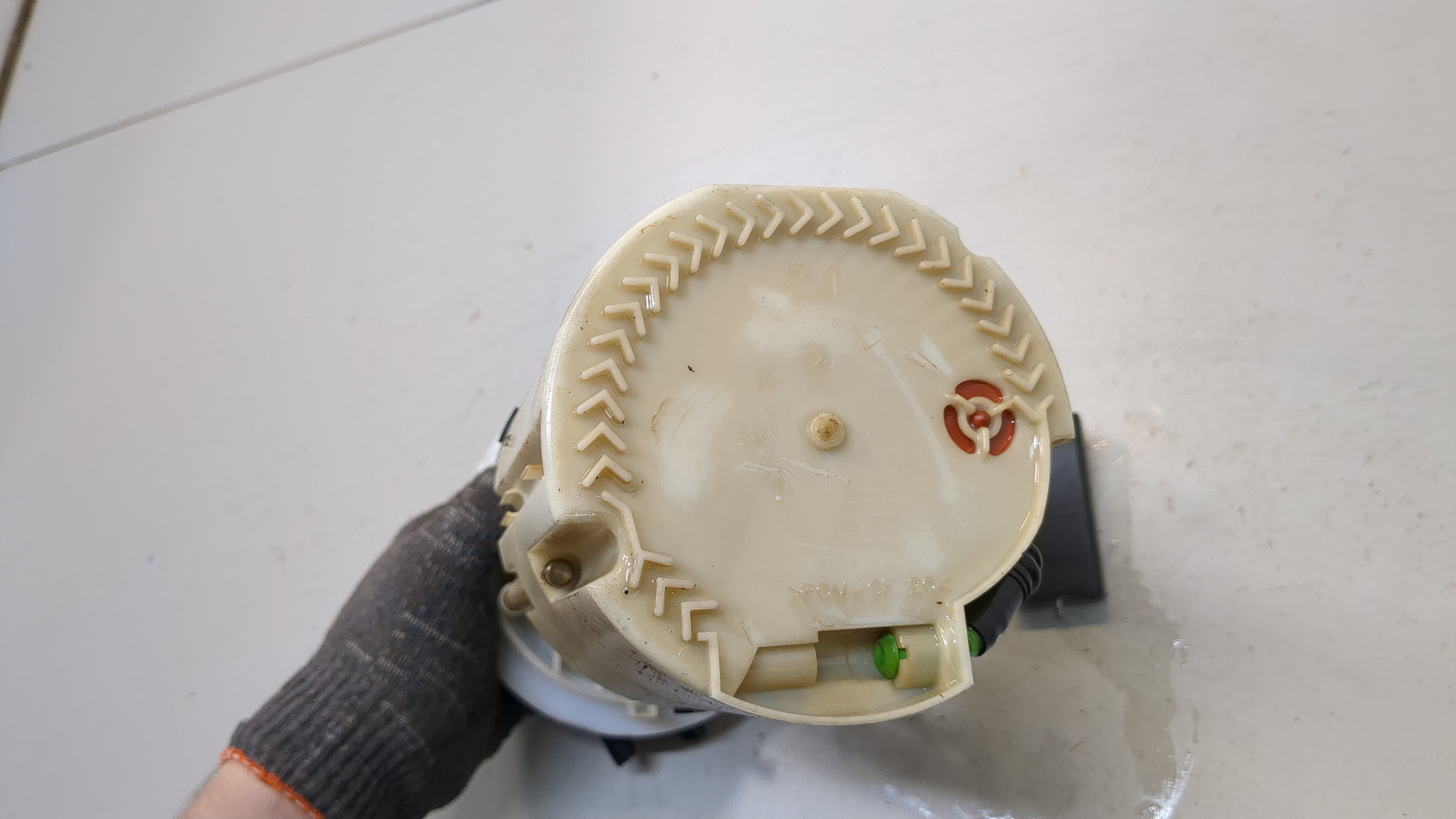 Насос топливный электрический