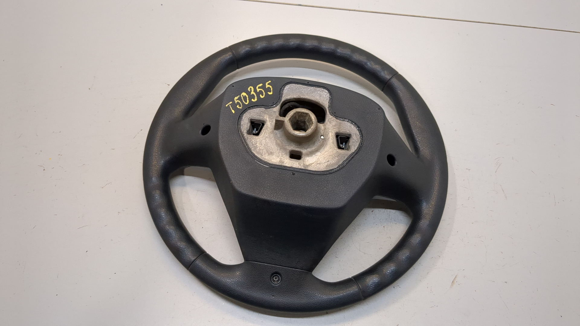 Рулевое колесо (руль)