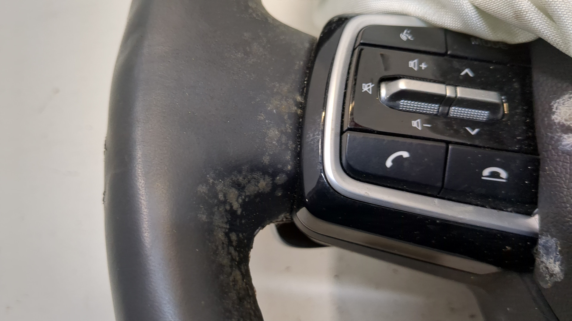 Рулевое колесо (руль)