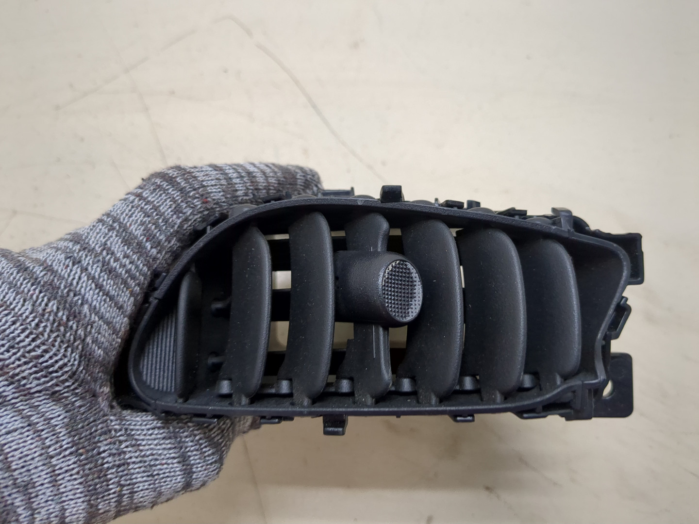 Дефлектор воздушный