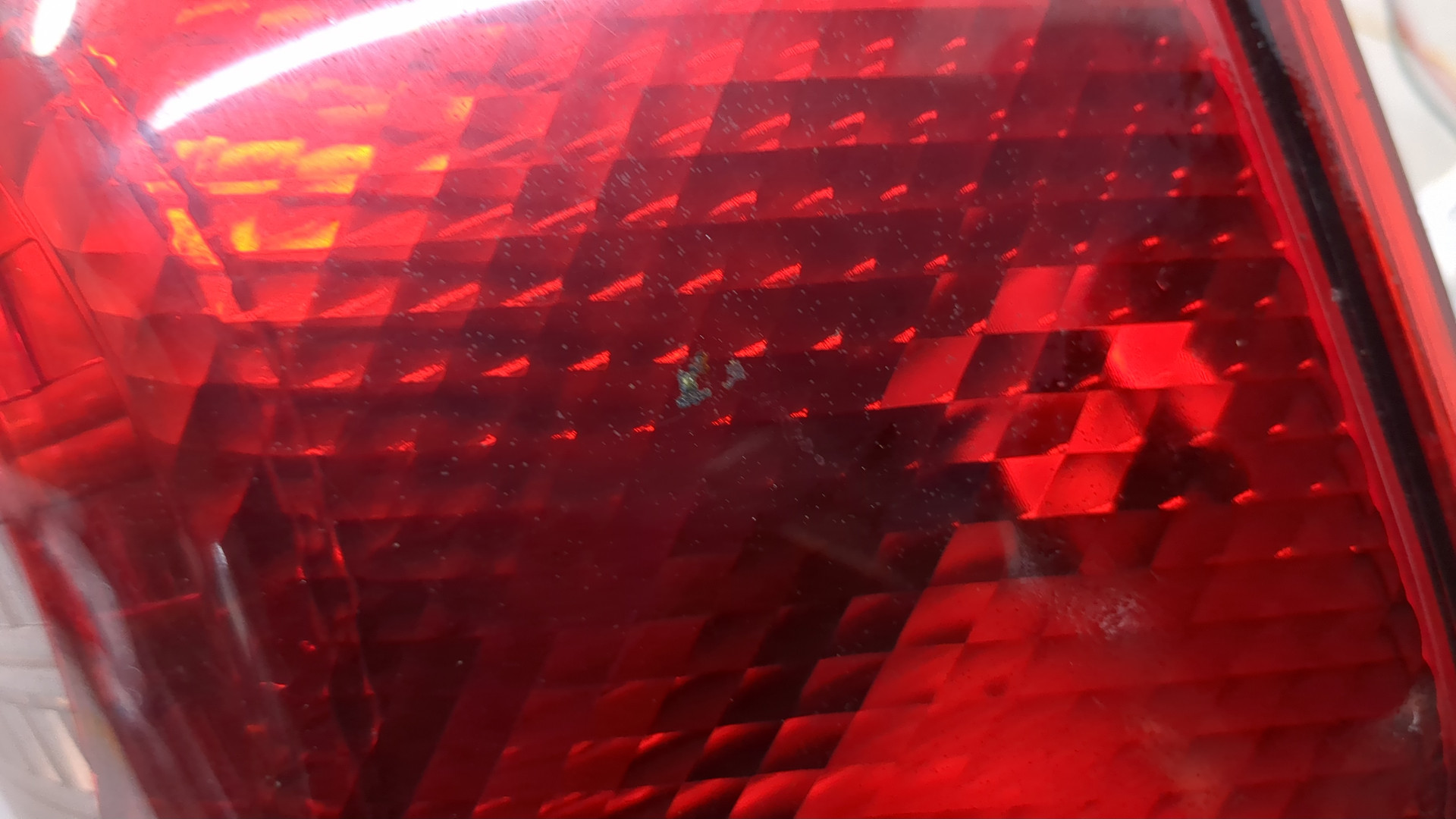 Фонарь задний правый