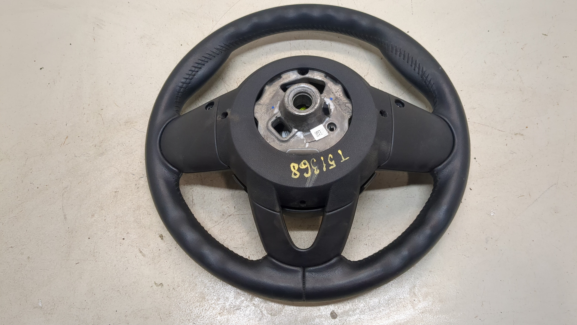 Рулевое колесо (руль)