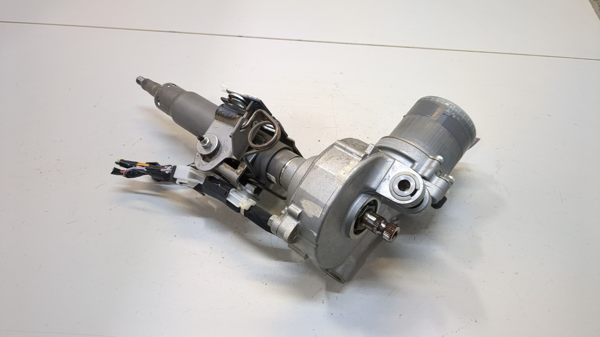 Серводвигатель рулевой рейки