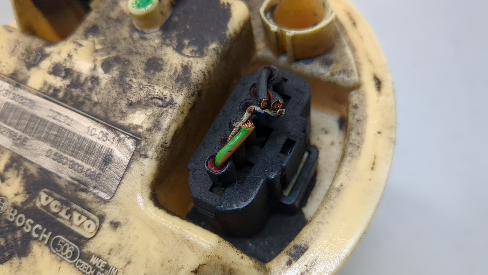 Насос топливный электрический