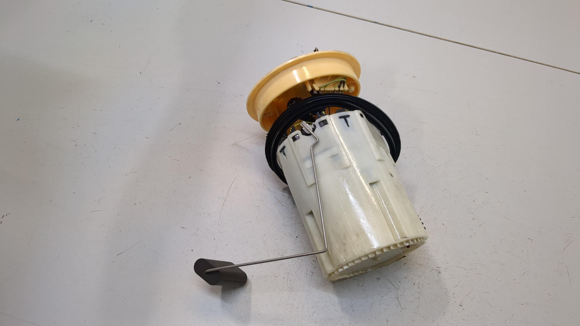 Насос топливный электрический