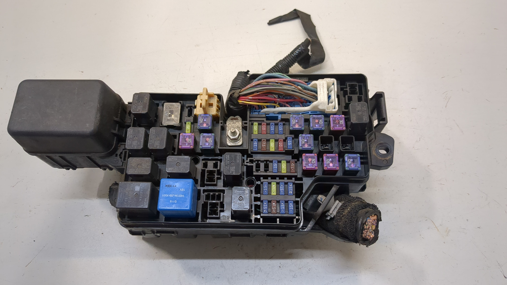 Блок предохранителей