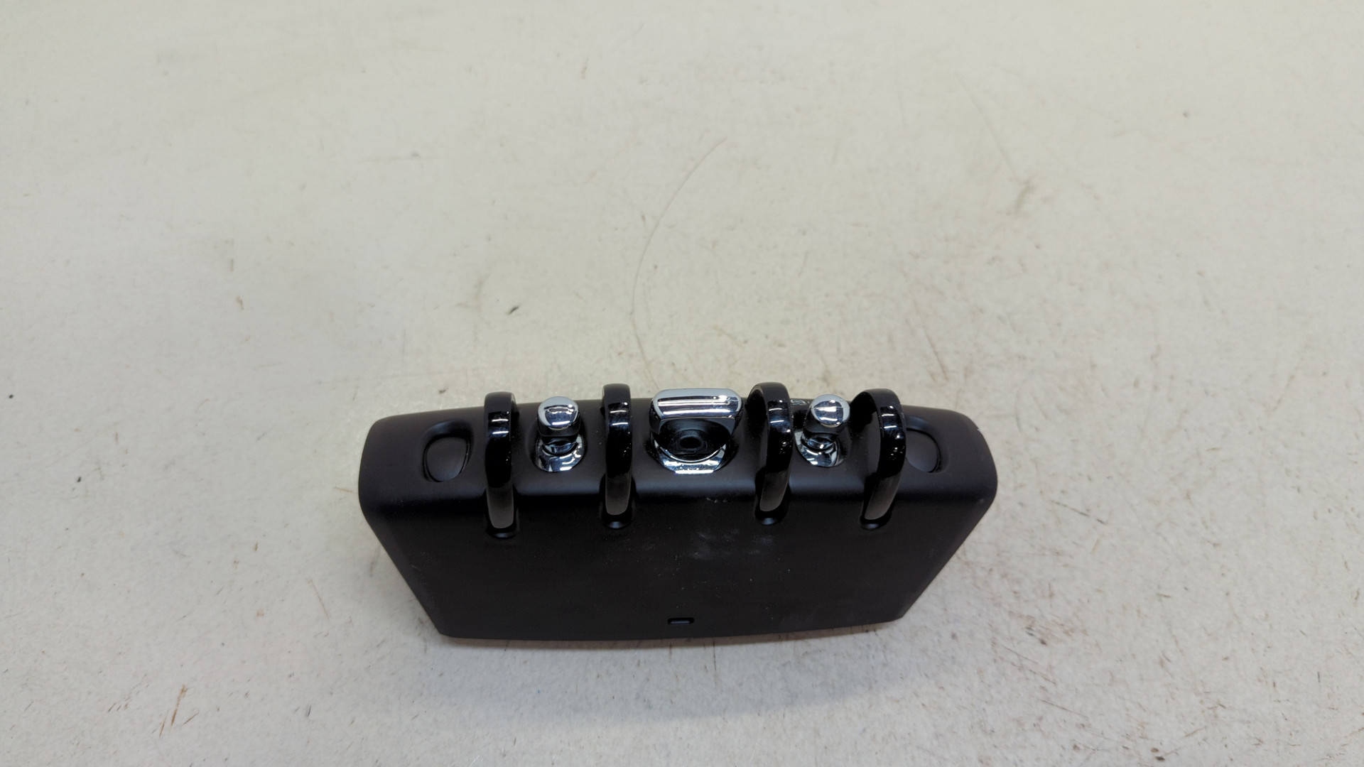 Кнопка запуска двигателя