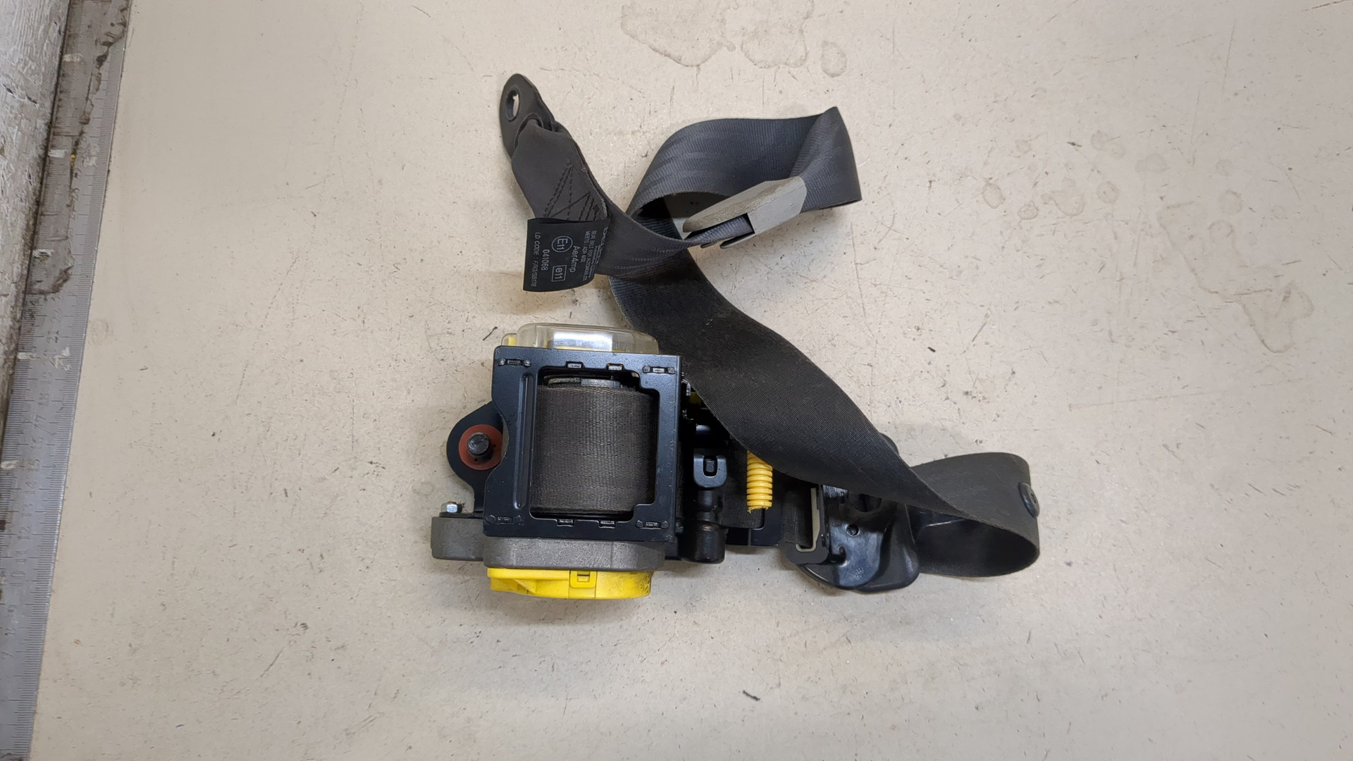 Ремень безопасности