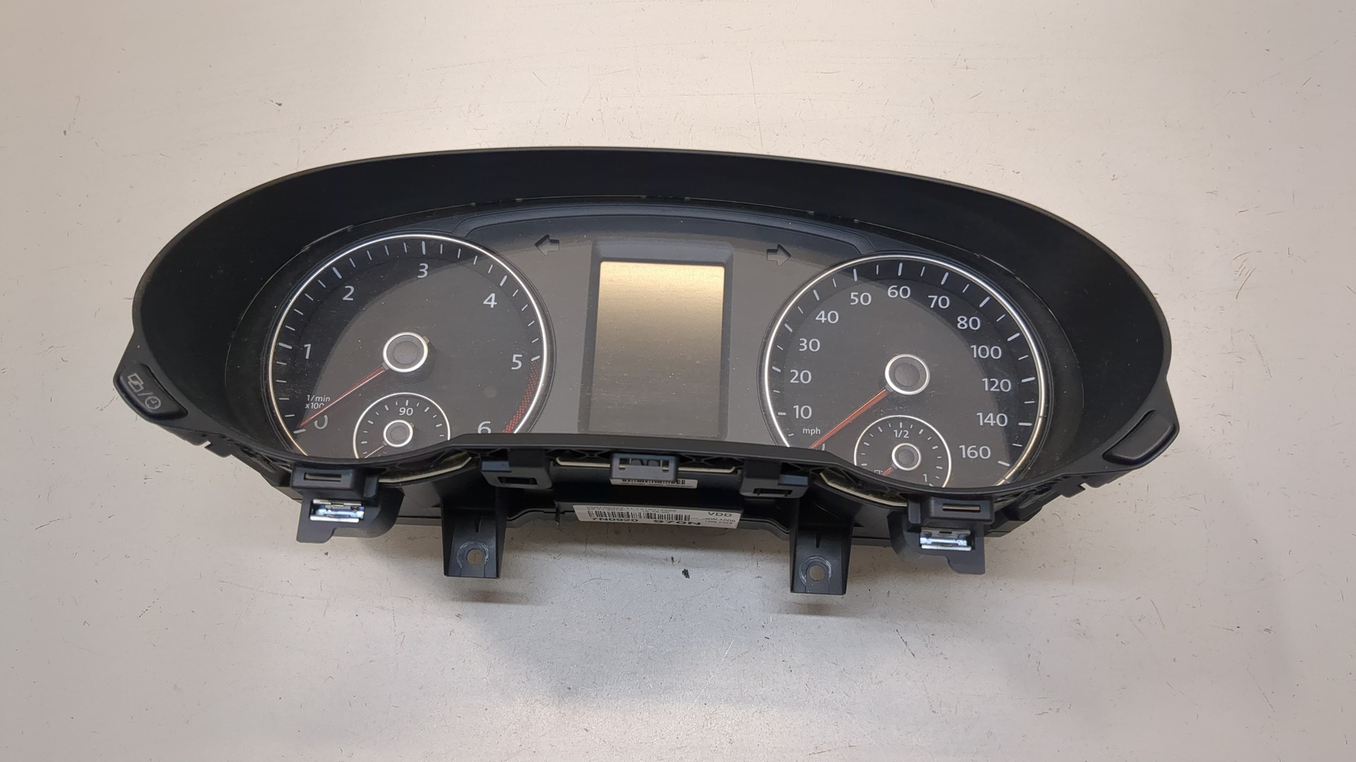 Панель приборов