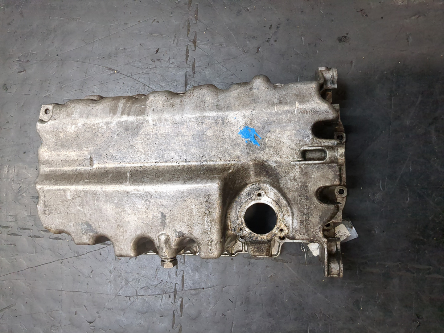 Поддон масляный двигателя (картер)