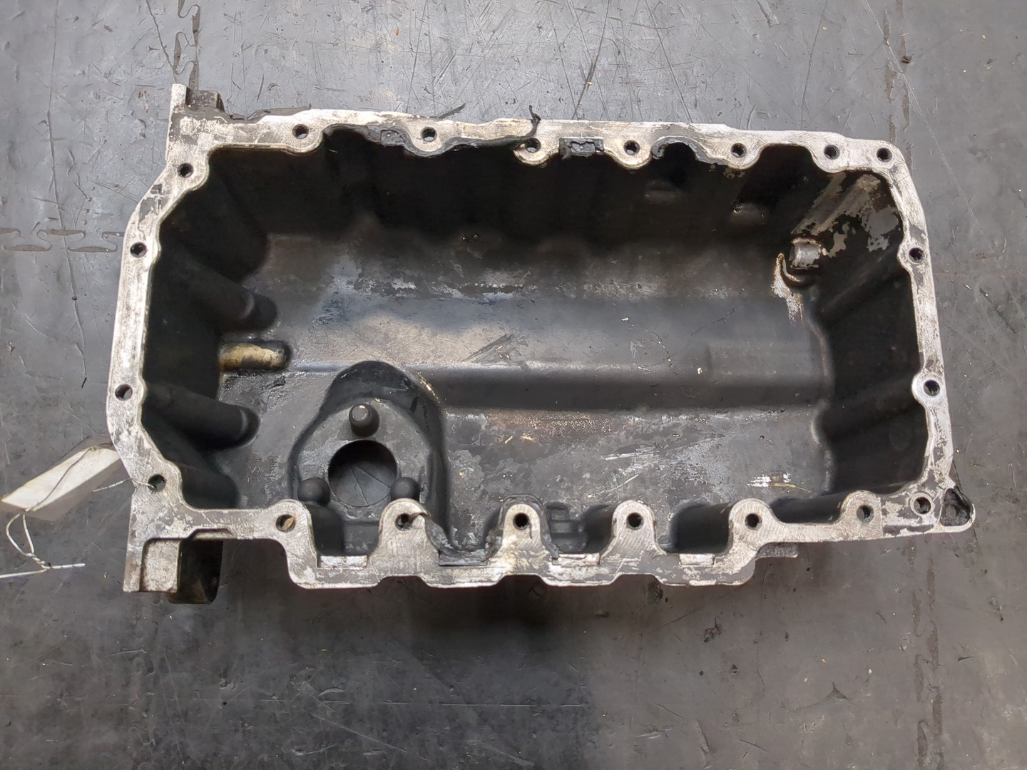 Поддон масляный двигателя (картер)