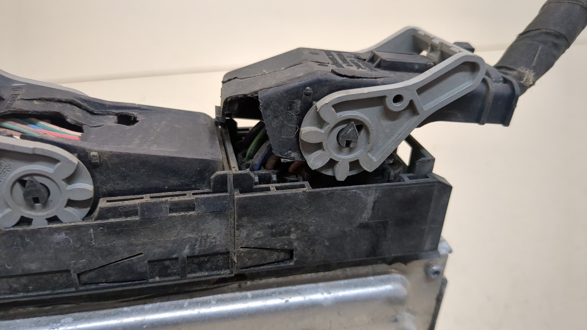 Блок управления двигателем