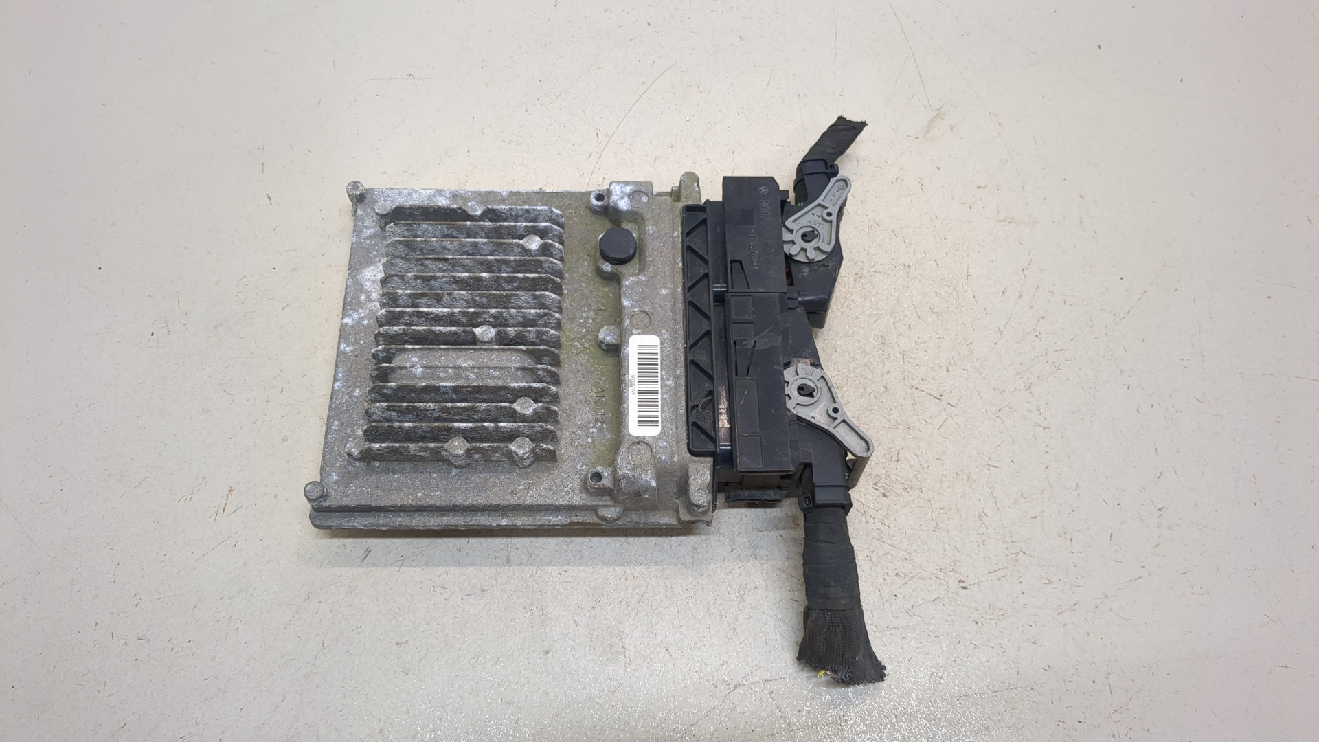 Блок управления двигателем