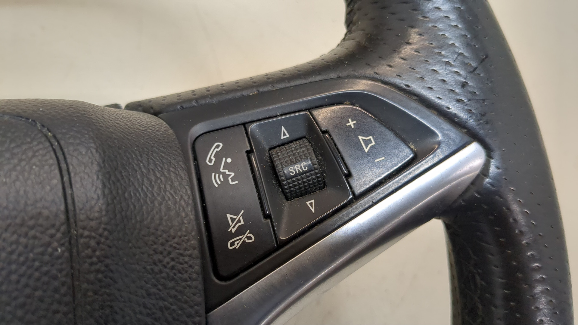 Рулевое колесо (руль)