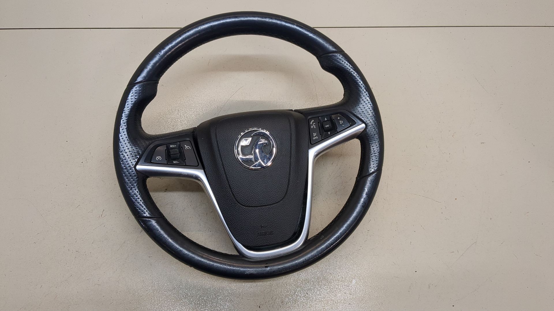 Рулевое колесо (руль)