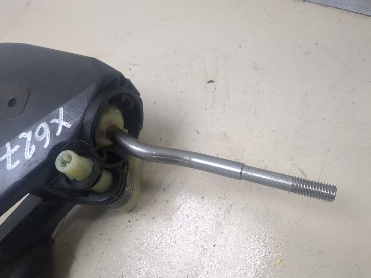 Кулиса МКПП / АКПП