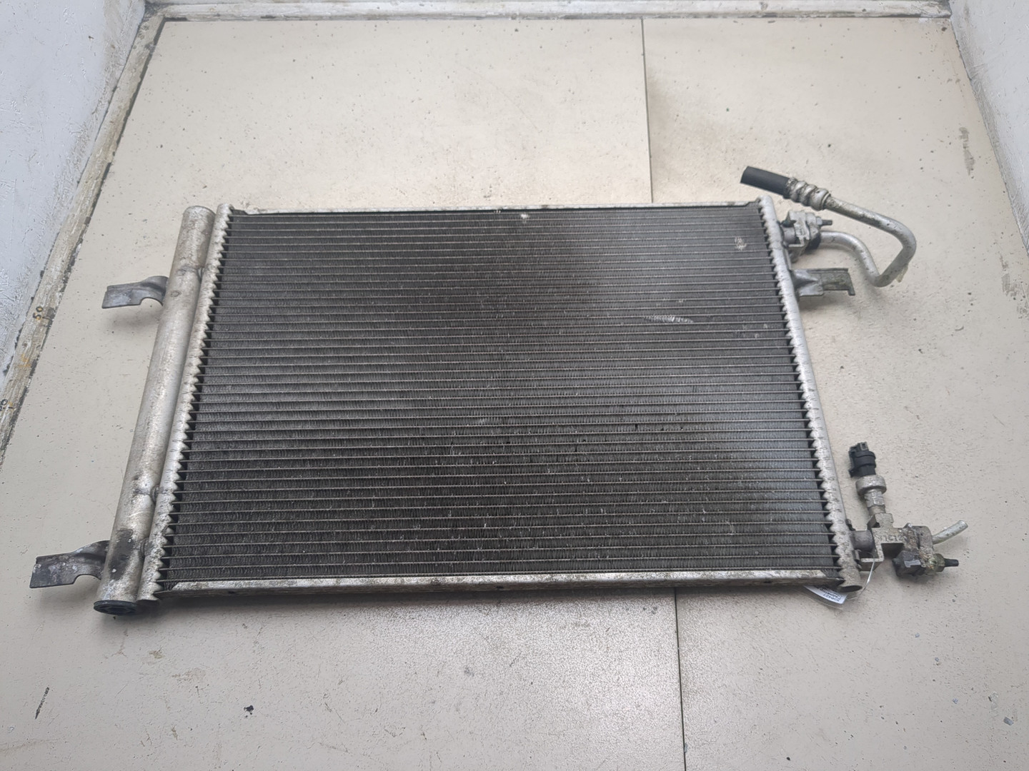 Радиатор кондиционера / конденсер