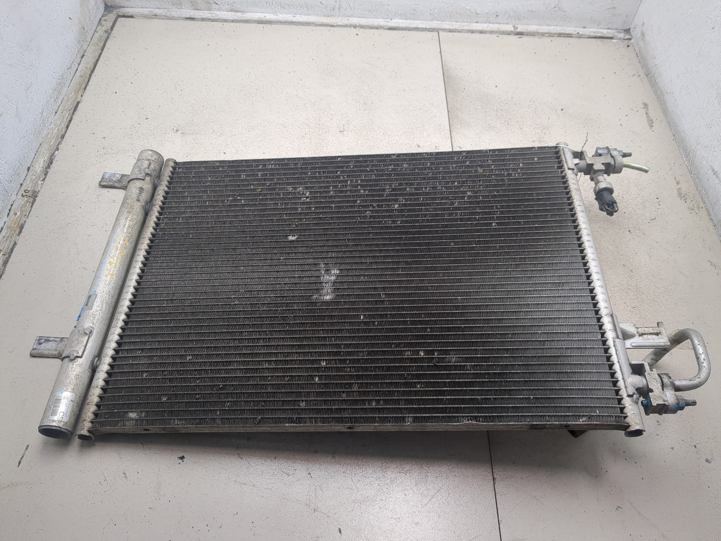 Радиатор кондиционера / конденсер