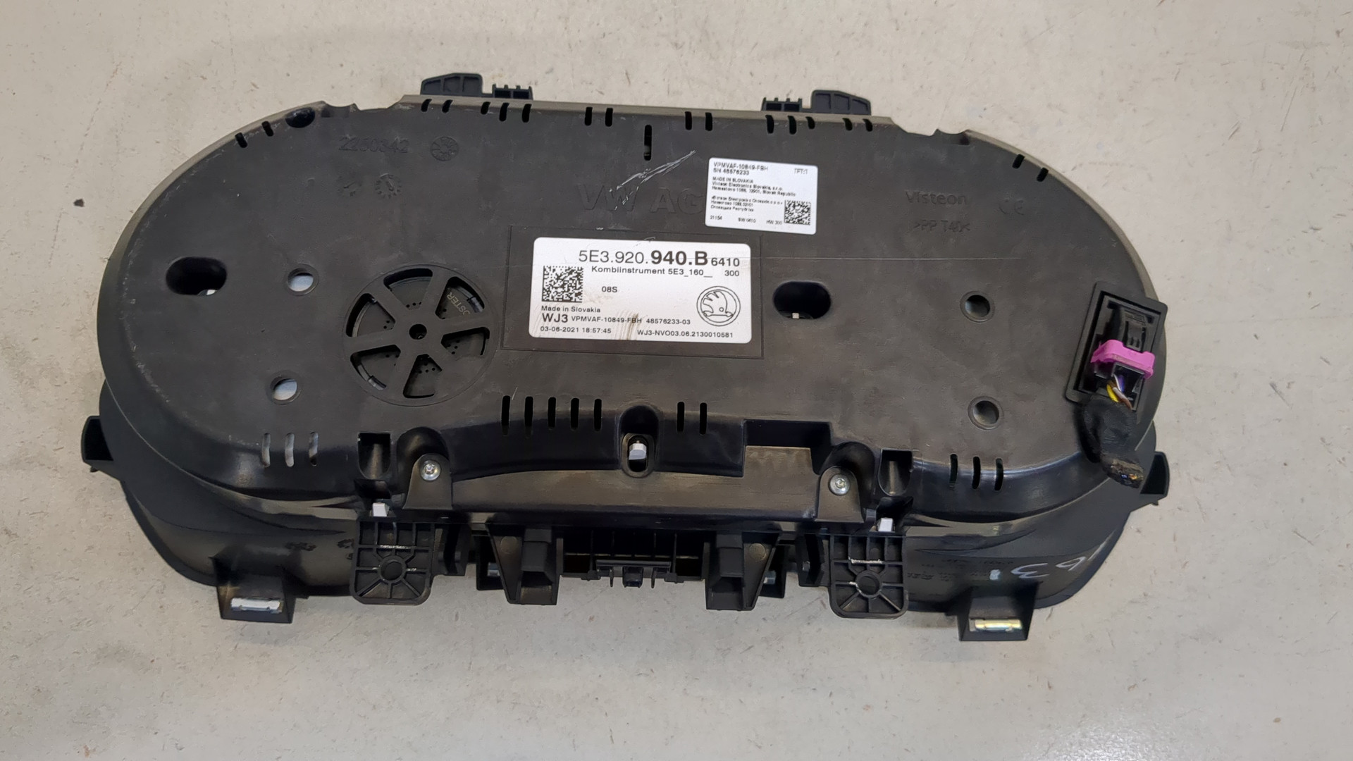 Панель приборов