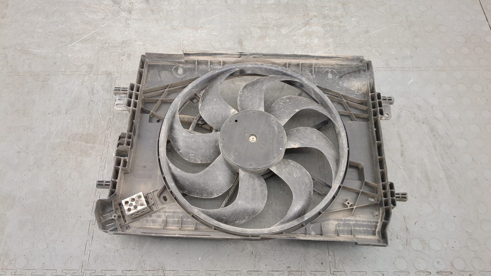 Вентилятор радиатора