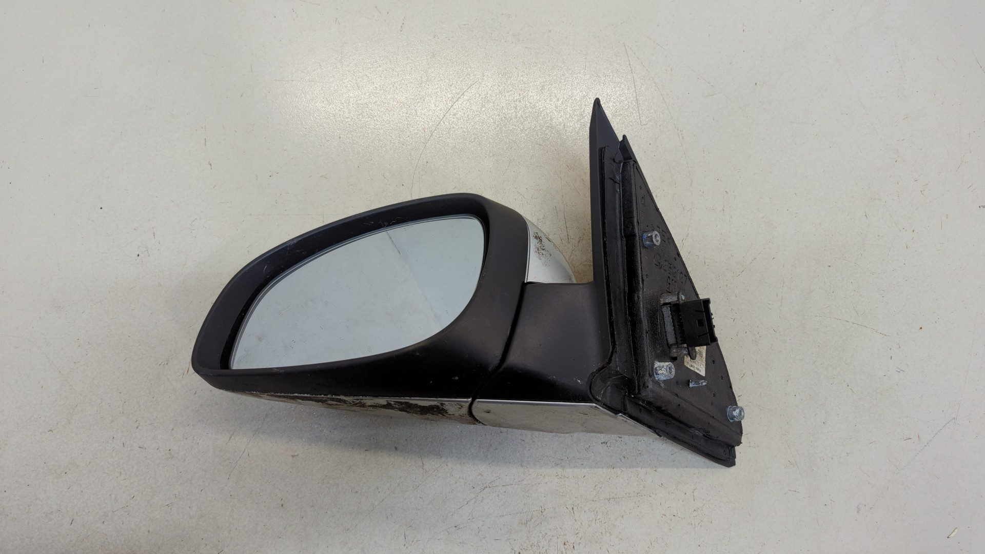 Зеркало левое электрическое