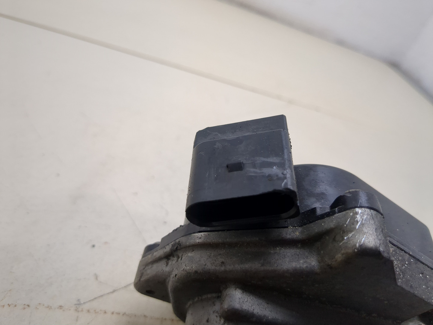 Заслонка дроссельная электрическая