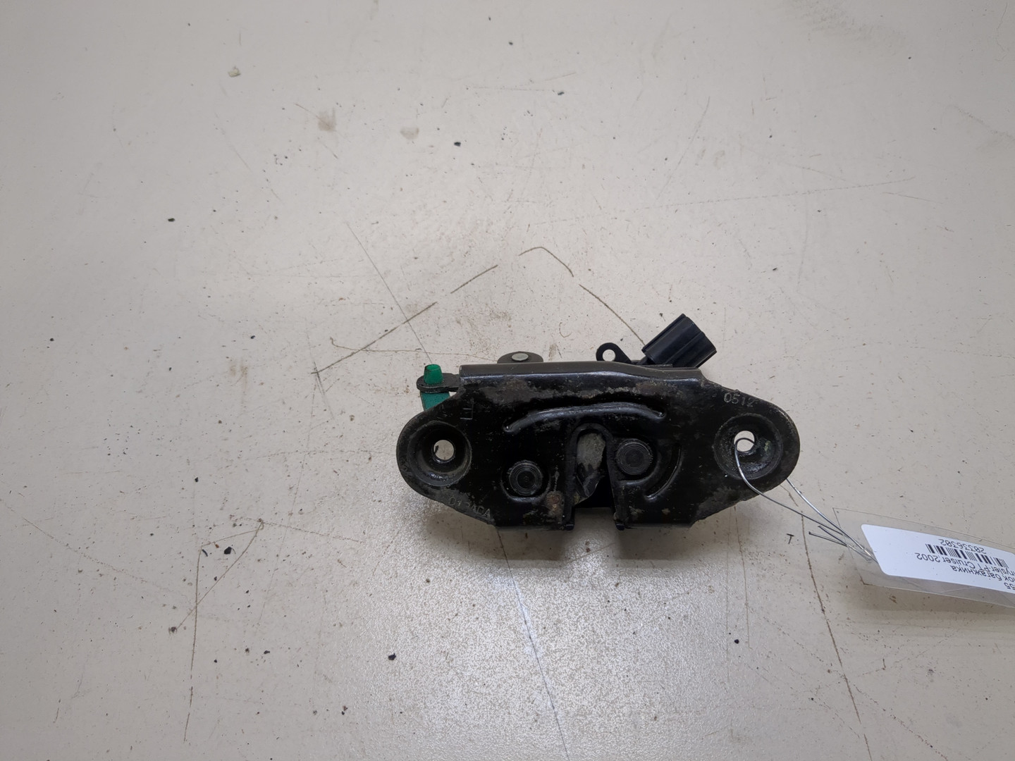 Замок багажника