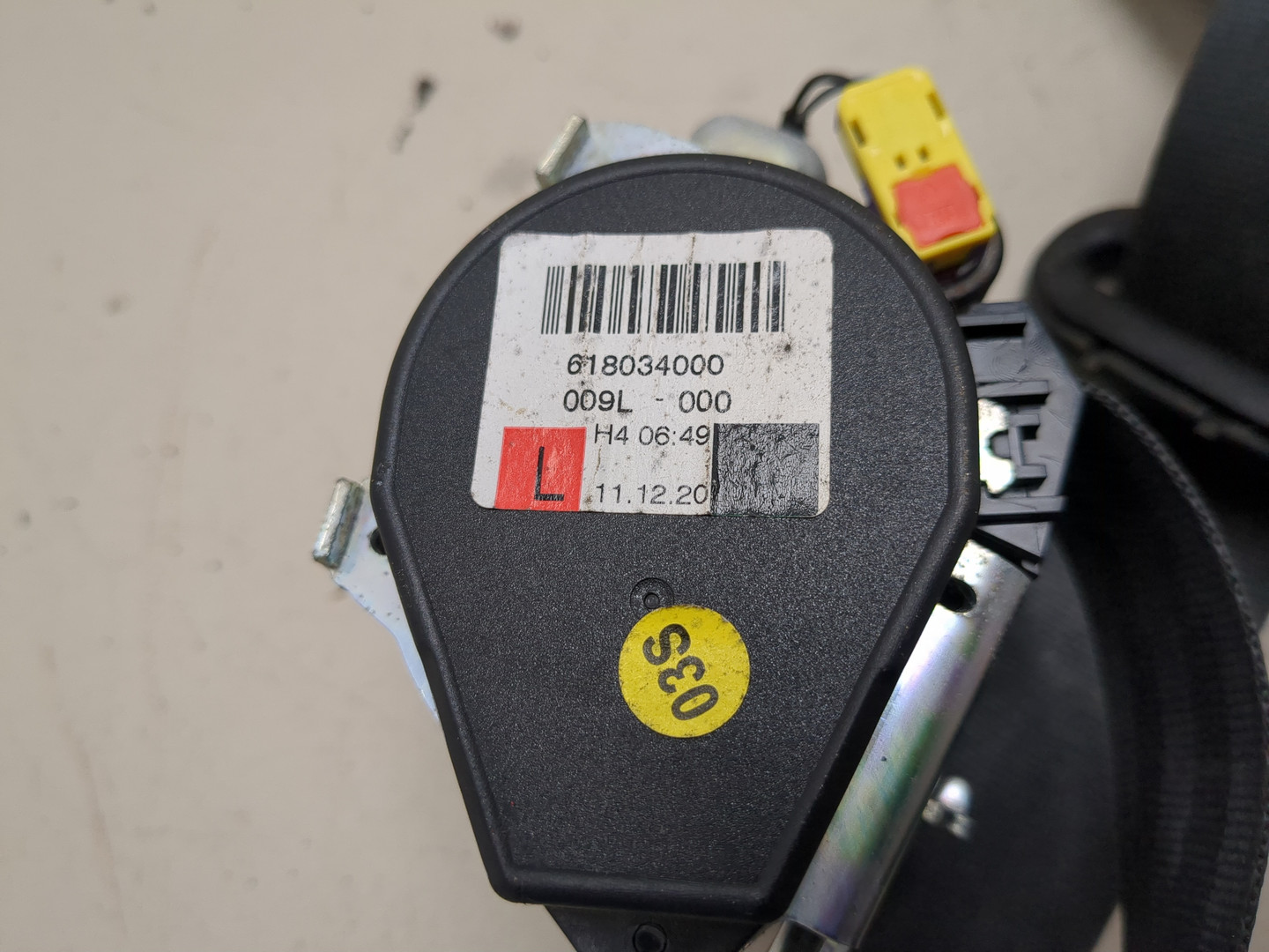 Ремень безопасности