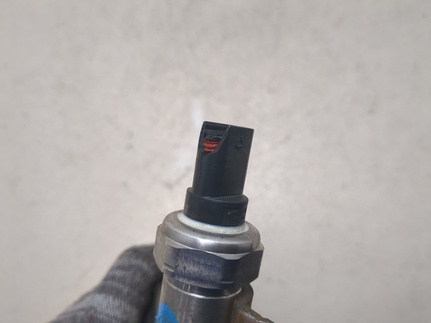 Датчик давления выхлопных газов