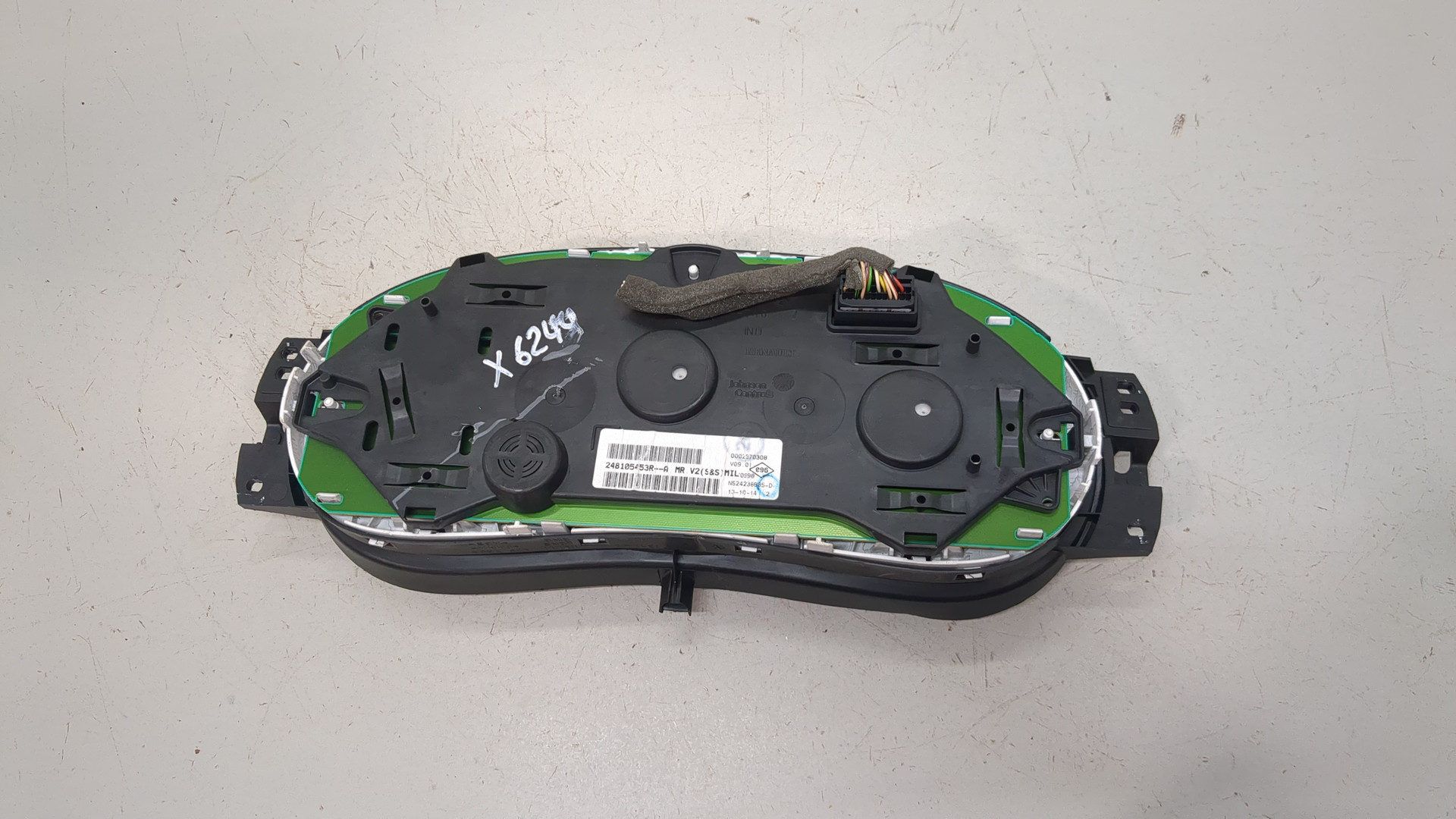 Панель приборов