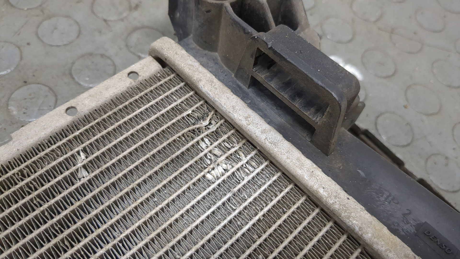 Радиатор охлаждения двигателя основной