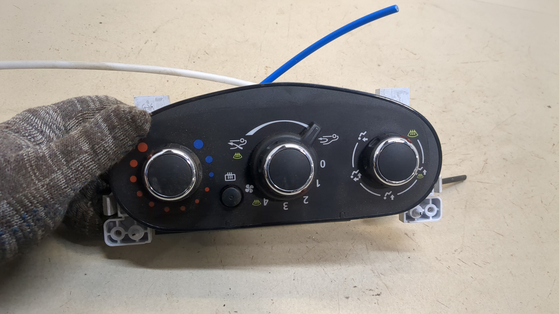 Переключатель отопителя