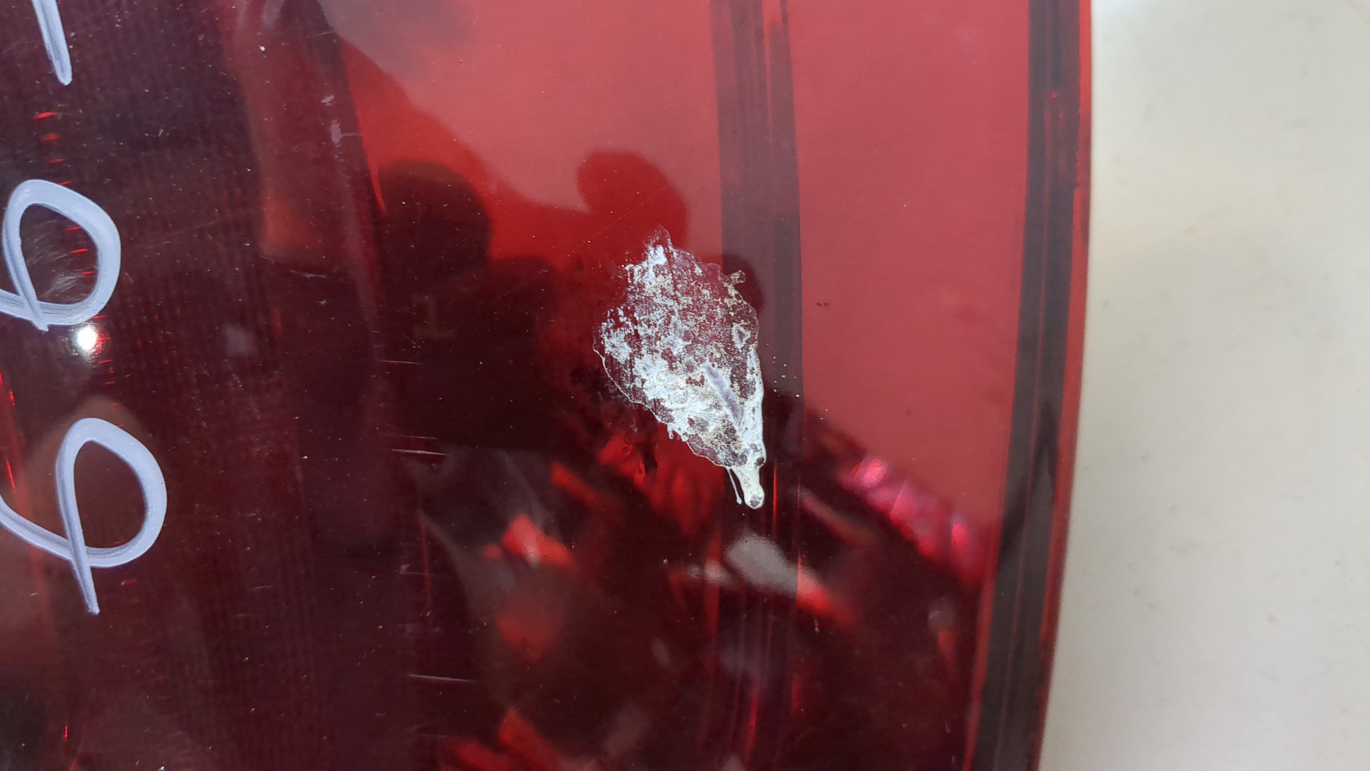 Фонарь задний правый